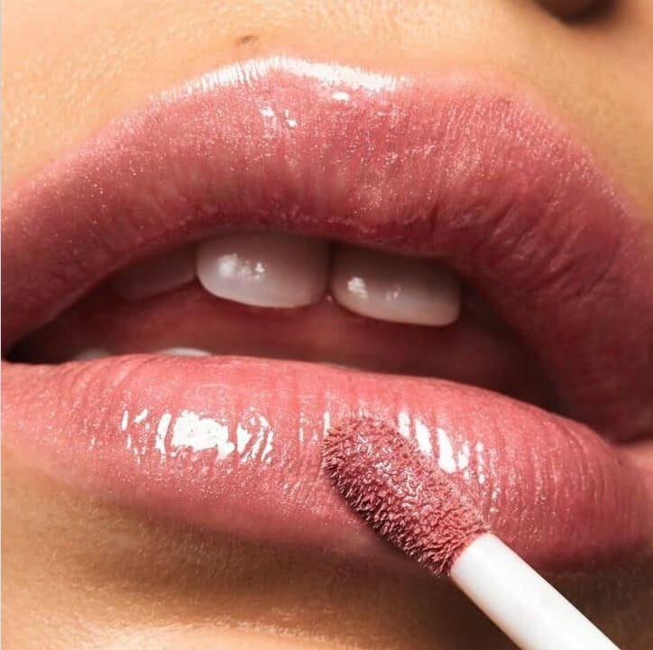 Lipgloss  Avon Nourishing Shine Gleaming Guava
