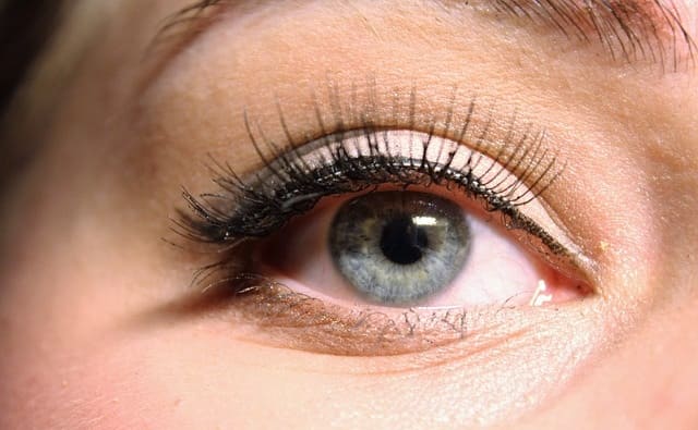 Maquillage pour les yeux Avon